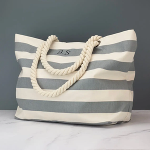 กระเป๋าผ้าแคนวาสแฟชั่นสีดำสำหรับผู้หญิงขนาดใหญ่ใส่โลโก้ได้ตามต้องการ - Product Image 4