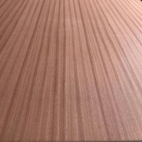3mm BB CC Okume Crayon Cèdre Sapele Feuille de contreplaqué laminé 4x8 Panneau avec noyau en peuplier, contreplaqué commercial pour emballage