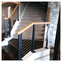 Balustrade verticale PRIMA à texture chaude pour les intérieurs de villas traditionnelles et vintage
