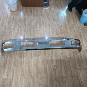 Piezas de carrocería de camión japonés actualmente superventas PARACHOQUES DELANTERO <span class=keywords><strong>MITSUBISHI</strong></span> <span class=keywords><strong>CANTER</strong></span> 2006 2007 - Product Image 2