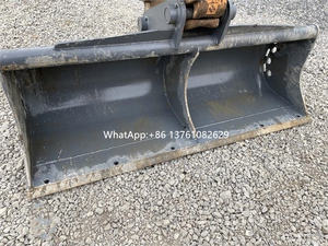 Mini-excavatrice sur chenilles d'occasion Kubota KX080 à vendre avec moteur et groupe motopropulseur intégrés - Product Image 5