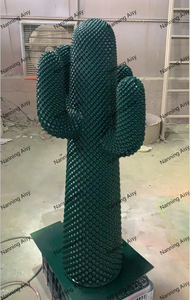 Art nouveau design fait à la main en résine artisanat intérieur extérieur accessoires de décoration artificielle grandeur nature en fibre de verre <span class=keywords><strong>Cactus</strong></span> Statues - Product Image 2