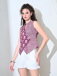 Kavya Summer Short Woven Vest Impression Contrastante Présentant Intéressant Bouton Mélange Boho Charme Esthétique Moderne 100% Coton - Product Image 4