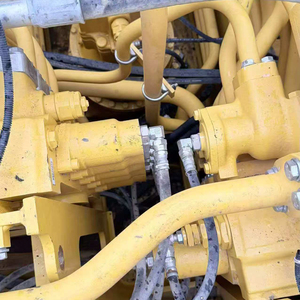 Excavadora de cadenas Komatsu PC1250 usada, máquina de movimiento de tierras de servicio pesado, 120 toneladas, cucharón de 7m, caja de cambios - Product Image 6