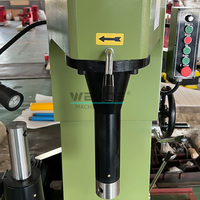 Alésage et fraisage vertical de culasse T8018A/B pour aléseuses de cylindre d'automobile et de moto vendues par les fabricants