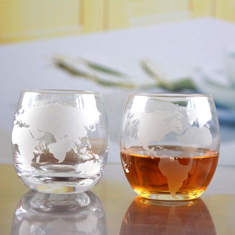 Transparent logo peut être adapté aux besoins du client en verre de whisky