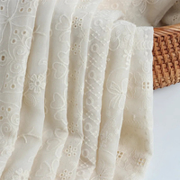 100% Polyester Tulle maille broderie tissu poids personnalisé pour robes tricotées techniques utilisation pour sacs mariages Textiles de maison