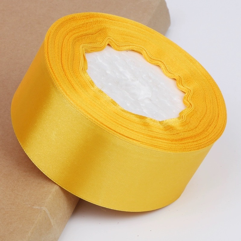 4 cm [doré] 25 mètres