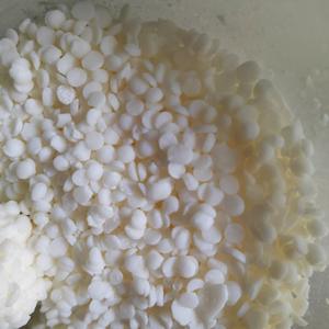 Cire de Soja Naturelle Pure en <span class=keywords><strong>Granulés</strong></span>, Cire de Soja en Vrac, Pellets de Cire de Soja Naturelle en Promotion à Bas Prix pour Fabrication de Bougies DIY - Product Image 2