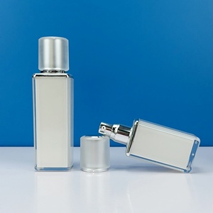Customized Sell Well 15ml 30ml 50ml Luxury Square White Cosmetic Acrylic Lotion <b>Pump</b> <b>Bottle</b> - Product Image 4
