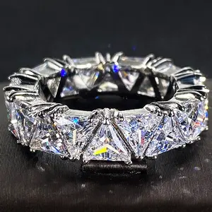 2024新款个性化创意全圈套装单排三角锆石女式时尚珠宝戒指