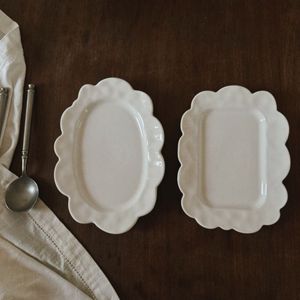 <span class=keywords><strong>Assiette</strong></span> à gâteau <span class=keywords><strong>en</strong></span> porcelaine de style japonais rétro, forme nuage irrégulière, compatible micro-ondes, pour petit-déjeuner et desserts occidentaux - Product Image 1