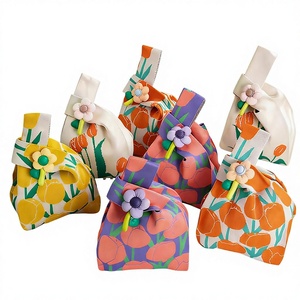 Sacs cadeaux en polyester pour la Journée de la femme, la Journée des enseignants, le Festival de la mi-automne, les collations de la maternelle - Product Image 1