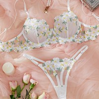 0132 français dentelle petite broderie florale fraîche froncée soutien-gorge Sexy Perspective tentation pur désir Lingerie ensemble pour les femmes