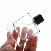 Flacon pulvérisateur de parfum personnalisé avec logo, taille du col de 15 mm, flacon de parfum en verre transparent de 50 ml, fabricant de flacons en verre carrés
