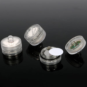 Photophore <span class=keywords><strong>submersible</strong></span> étanche CR2032 alimenté par batterie blanc froid <span class=keywords><strong>LED</strong></span> bougies submersibles pour événements centres de table de mariage - Product Image 6