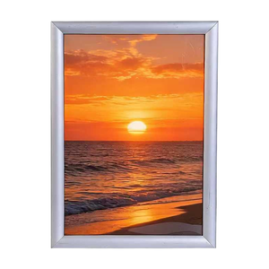 Cadre à clipser de 25 mm de profil, panneau arrière en PE de haute qualité, cadre en aluminium anti-déformation pour affichage publicitaire de marque dans les hôtels et centres commerciaux - Product Image 1