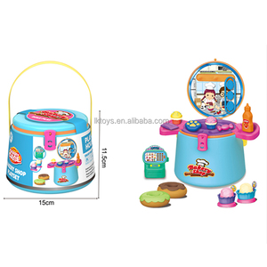 Lucky Toys Wholesale Ensemble de jouets de jeu d'imitation pour enfants, thèmes Cuisine, Desserts, Seau pour animaux de compagnie, Seau de coiffeur, Jouet de maquillage - Product Image 1