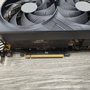 Tarjeta Gráfica para Juegos de Escritorio RTX 4090 GAMING OC 24GB GDDR6X con 3 Ventiladores - Product Image 6