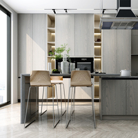 Vente directe d'usine, panneaux en bois MDF plaqués chêne blanc Golden Chameleon C042W, grain cathédrale, coupe en tranches, placage naturel lisse