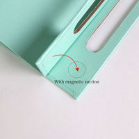 Boîte cadeau magnétique pliable de luxe écologique avec logo personnalisé, finition mate et doublure en éponge pour cosmétiques et mariages