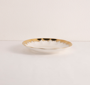 Nuevo Juego de Vajilla de Porcelana Fina de Lujo, Blanco con Borde Dorado y Diseño Festoneado, Plato, Tazón, Taza, Platillo, Regalo para Hotel o Boda - Product Image 5