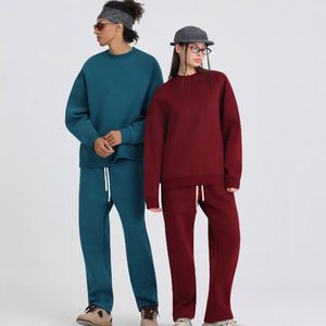Conjunto de Sudadera con Capucha y Pantalones Deportivos de Invierno Oversize Personalizados al por Mayor, de Poliéster y Algodón, 2 Piezas - Product Image 4