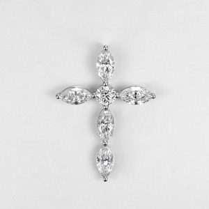 Collier pendentif classique en or blanc massif 10 carats avec diamant rond brillant de 0,93 ct cultivé en laboratoire |   Coupe Ronde Brillante Créée en Laboratoire - Product Image 4