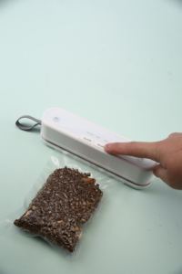 2026 Neuer Tragbarer Vakuumierer Kabellos Elektrisch für Lebensmittelverpackung zur Frischhaltung - Product Image 6