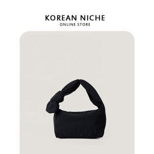 Factory Wholesale Trendy Ladies Puff Bag Soft Cotton Nylon Simple Handbag Logo Customized Hand Bag Women Mini Puff Bag - Product Image 4
