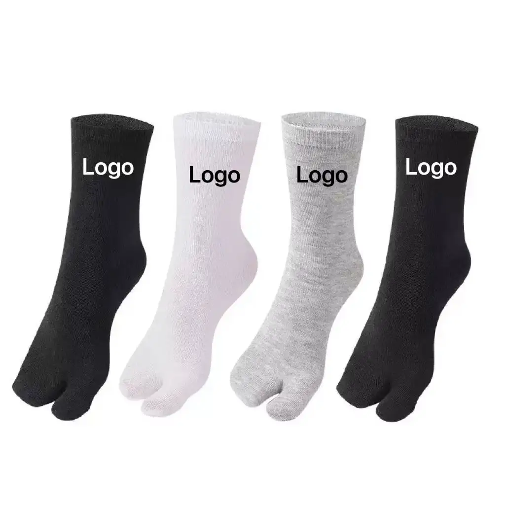 Wholesale custom logo crew plain cotton polyester flip flop socks casual tabi style v-toe big toe socks