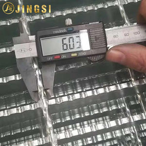 <span class=keywords><strong>Grille</strong></span> en acier galvanisé à chaud pour passerelle, <span class=keywords><strong>grille</strong></span> en acier non traité, <span class=keywords><strong>grille</strong></span> de gouttière, <span class=keywords><strong>grille</strong></span> de construction, directement de l'usine - Product Image 4