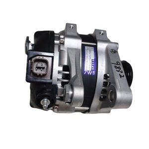 Alternateur Toyota 270600P060 pour GRJ200 Prado GSJ15 Land Cruiser, pièce de rechange neuve en aluminium - Product Image 4