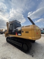 Excavatrice CAT 320D2L avec godet de terrassement, matériel lourd d'occasion en bon état de fonctionnement