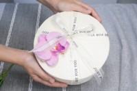 Boîte Cadeau Ronde en Bois Personnalisable pour Gâteaux, Pâtisseries et Fromages