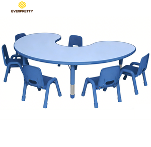 Ensemble <span class=keywords><strong>table</strong></span> et chaises modernes en U pour enfants, mobilier de classe ergonomique et robuste pour la maternelle et la maternelle préscolaire - Product Image 1