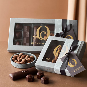 Caja <span class=keywords><strong>de</strong></span> Regalo para Bombones <span class=keywords><strong>de</strong></span> Chocolate Personalizada con Ventana Transparente en la Tapa - Product Image 1