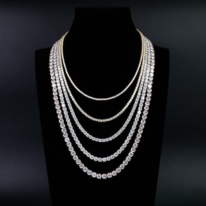 Chaîne tennis en diamants de qualité supérieure, bijoux raffinés pour un usage quotidien, mariages et occasions spéciales, disponible à la vente - Product Image 2