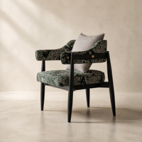 Fauteuil individuel contemporain avec structure en bois et revêtement rembourré pour chambre, coin lecture, appartement, balcon, décoration