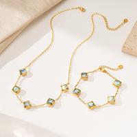 Set Perhiasan Kalung dan Gelang Minimalis Cangkang Abalone dengan Tatah Persegi, Lapisan Emas 18K, Baja Anti Karat untuk Wanita