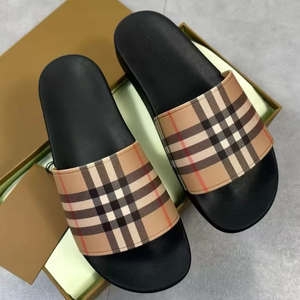 Pantuflas de verano al por mayor para el hogar, con suela antideslizante y suave, estilo cómodo de punta abierta, sandalias de lujo - Product Image 3
