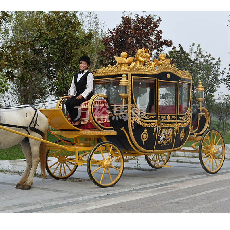 Luxury Gold State coach Horse Drawn Carriage With Electric Power