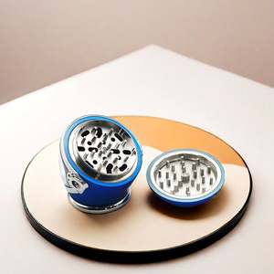 Nuevo Molinillo de Cigarrillos con Forma de Casco 2024, Molinillo de Aleación de Zinc, Molinillo de Tabaco Creativo - Product Image 2