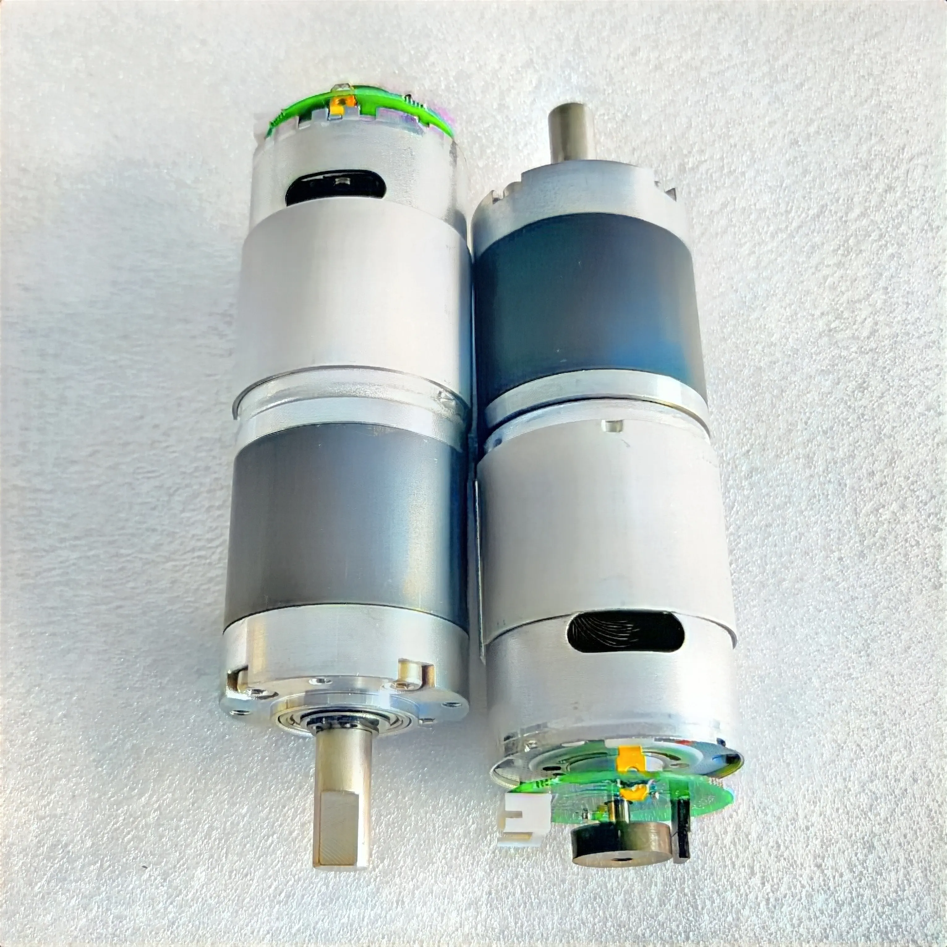 Yifeng 36Mm 12V Motor Gir Planet 540 545 550 555 12V 24V 36Mm Torsi Tinggi Dc Motor Gir Planet untuk Robot