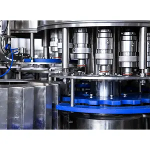 Máquina de enchimento automática de bebidas carbonatadas para latas macias com boa relação custo-benefício de produto quente 15000BPH