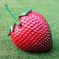 Sculpture de fraise en fibre de verre étanche aux fruits de taille géante de restaurant à vendre