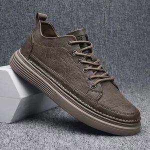 Baskets décontractées pour hommes, chaussures de marche respirantes et confortables à la mode avec design à lacets - Product Image 1