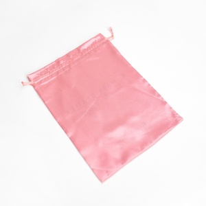 Bolsas de Regalo de Lujo de 25x35cm, Color Rosa, para Pelucas, Cosméticos, Velas Aromáticas, con Logotipo Personalizado Impreso, de Satén de Seda con Cordón - Product Image 6