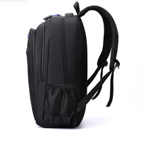Sac à dos d'affaires léger et décontracté Sacs à dos pour bagages de voyage de courte durée Sacs d'ordinateur simples imperméables unisexes de grande capacité
