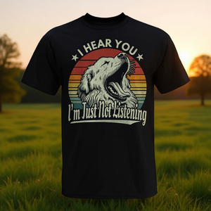 Camiseta con diseño de perro de las Pirenéas que esta sonriendo, escucha lo que dices, pero no lo escucho yo, diseño vintage, corte unisex - Product Image 3